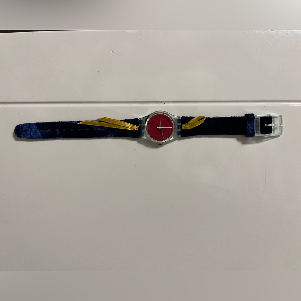 brand new swatch watch